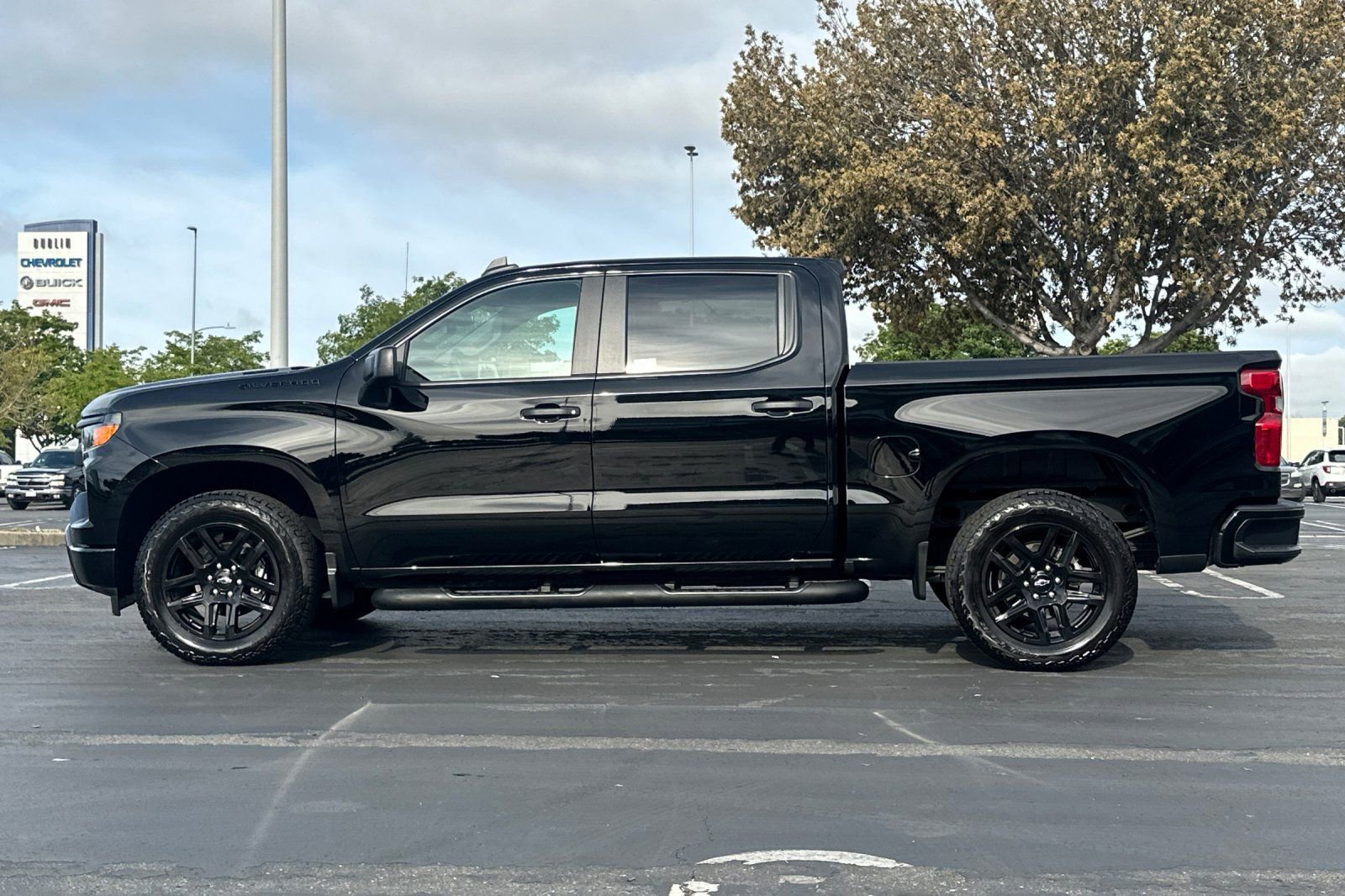 Used 2026 Chevrolet Silverado 1500 Custom w/ Turbomax Blackout Package image 7