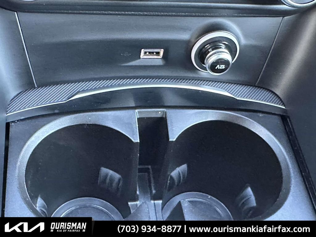 Used 2022 Alfa Romeo Stelvio Veloce image 8