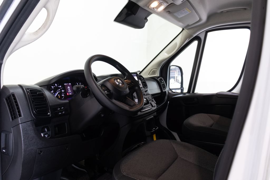 Used 2024 RAM ProMaster 2500 w/ Upfitter's Prep Package FWD image 18