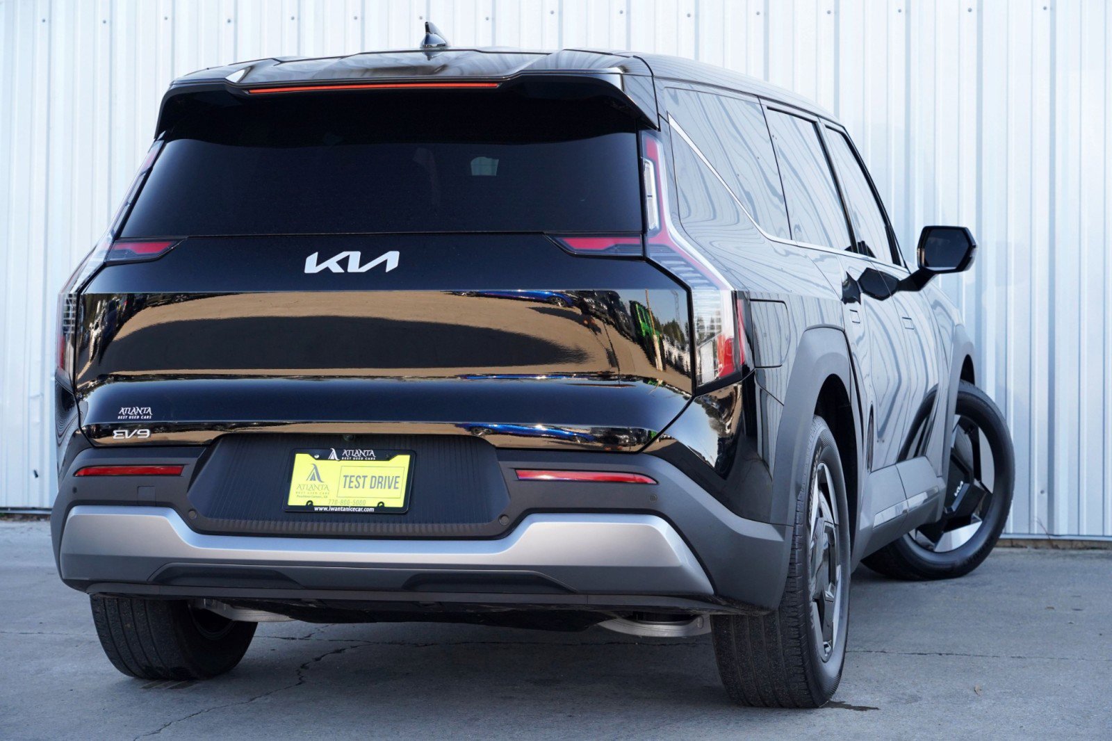 Used 2024 Kia EV9 Light image 4