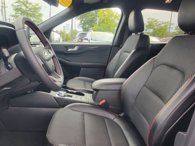 Used 2024 Ford Escape ST-Line AWD/4WD image 5