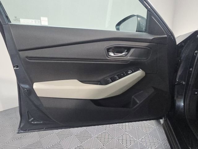 Certified 2023 Honda Accord EX image 21