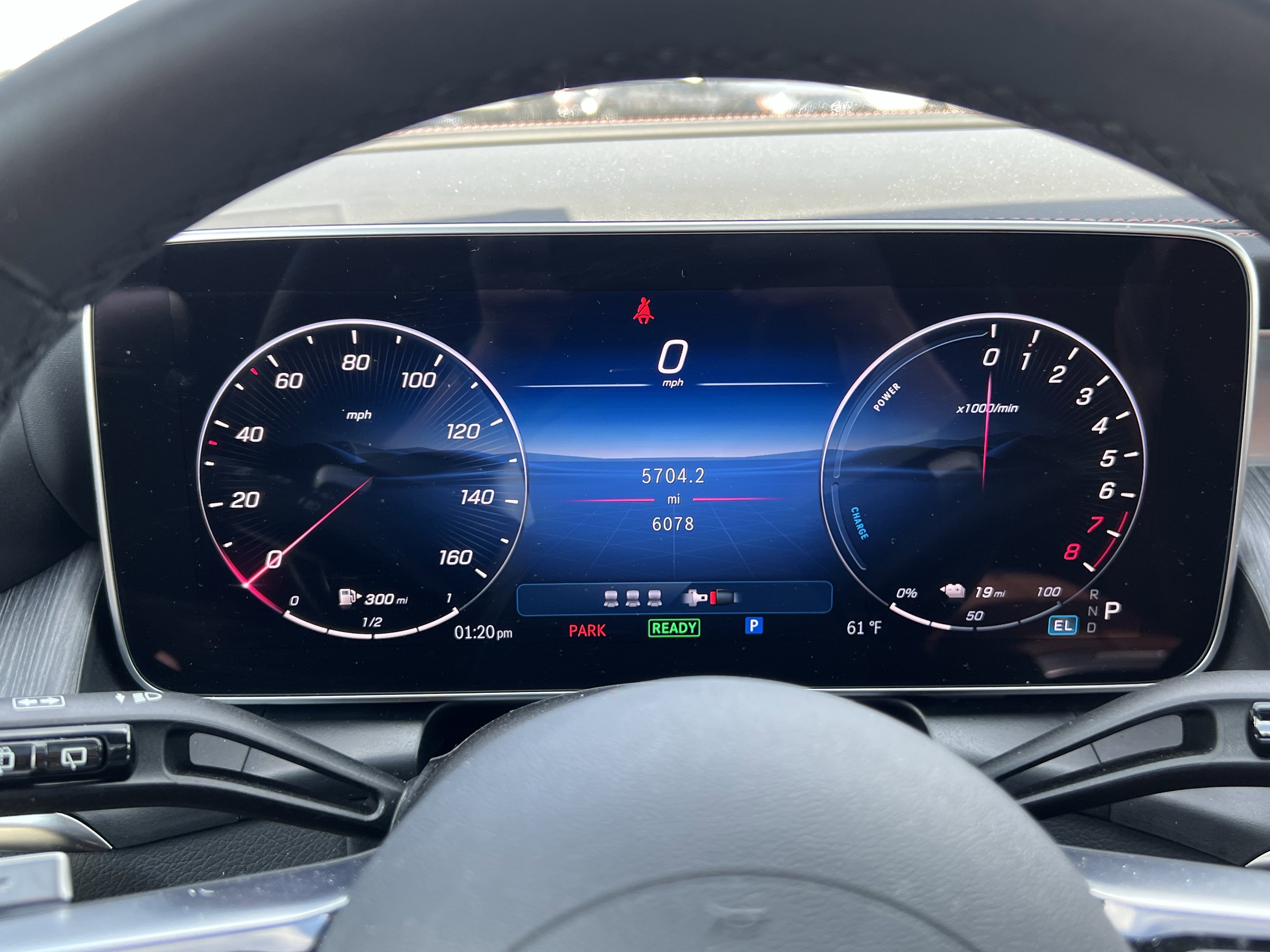 Used 2025 Mercedes-Benz GLC 350e 4MATIC image 21