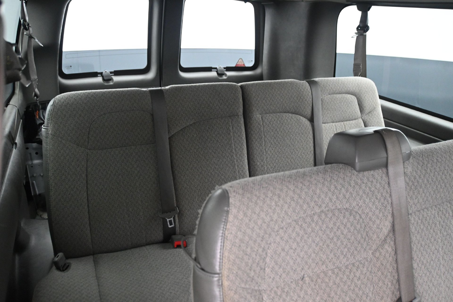 Used 2019 Chevrolet Express 3500 LT w/ LT Preferred Equipment Group RWD image 15