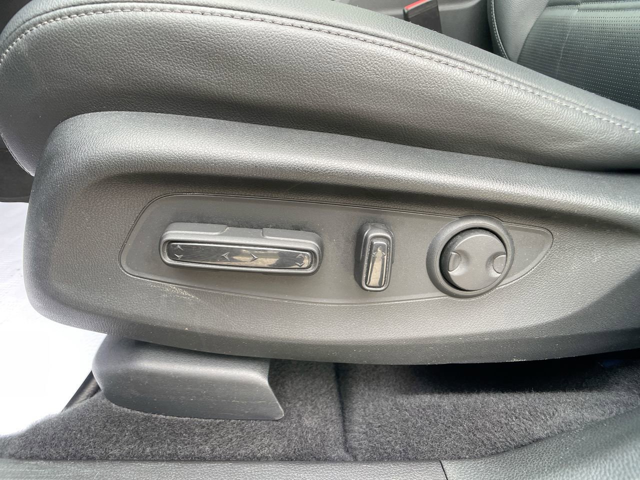 Certified 2024 Honda CR-V EX-L image 13