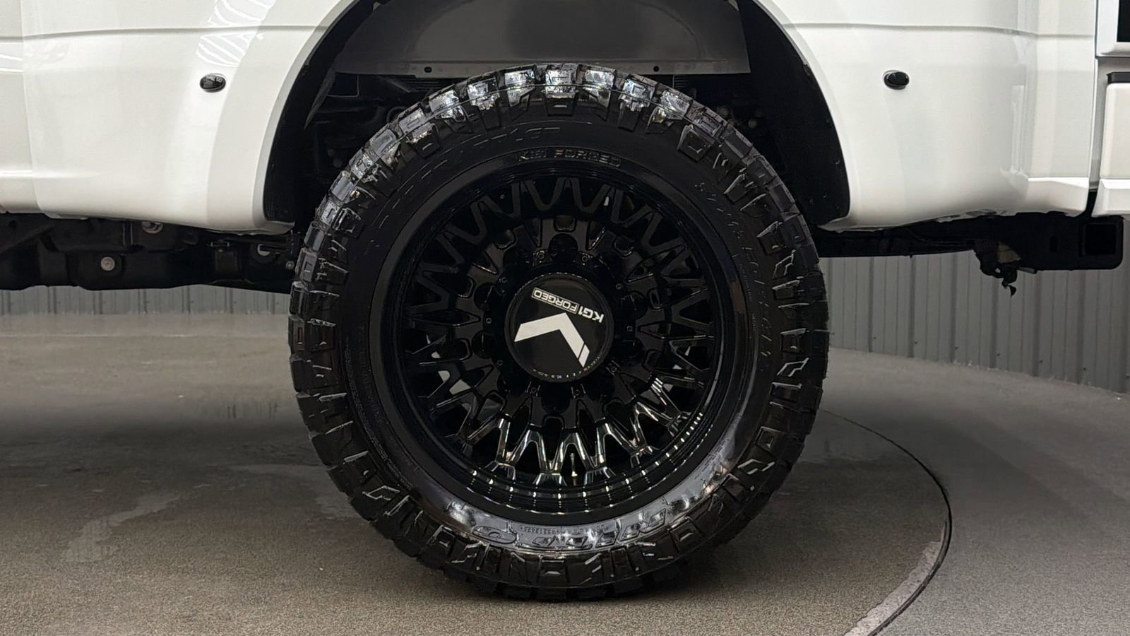 Used 2026 Ford F450 Platinum w/ Platinum Plus Package image 12