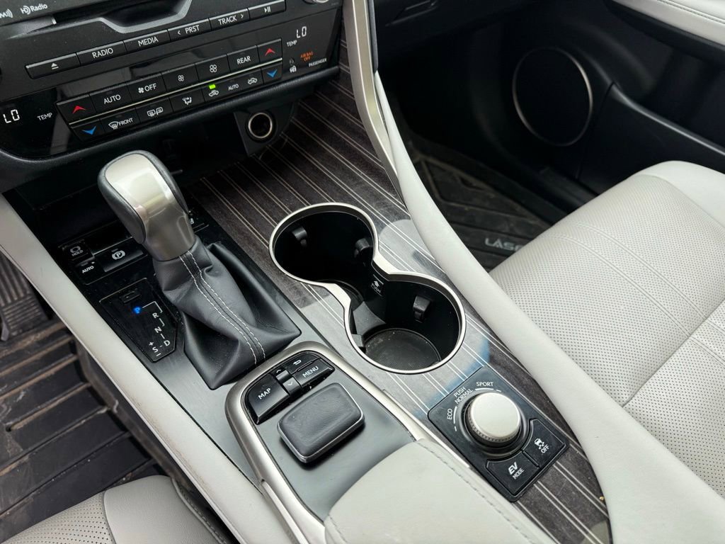 Used 2019 Lexus RX 450hL Luxury w/ Accessory Package image 13
