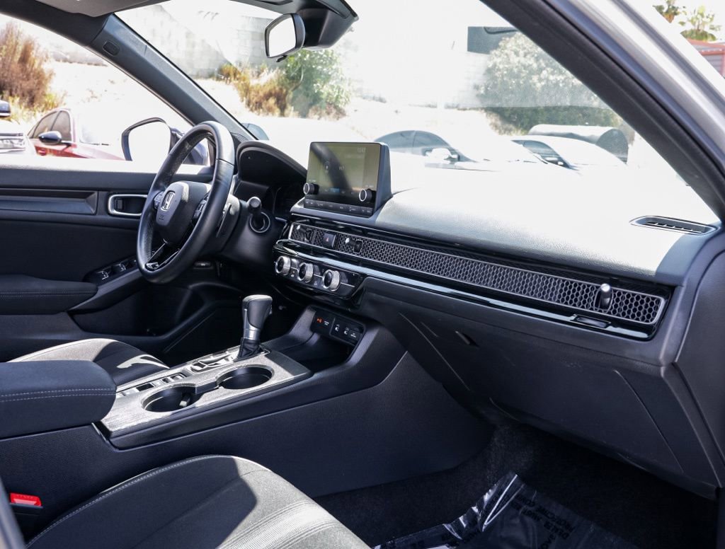 Used 2025 Honda Civic Sport image 19
