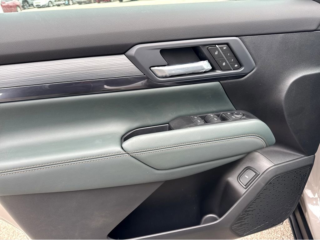 New 2026 GMC Terrain AT4 w/ Convenience Package III image 9