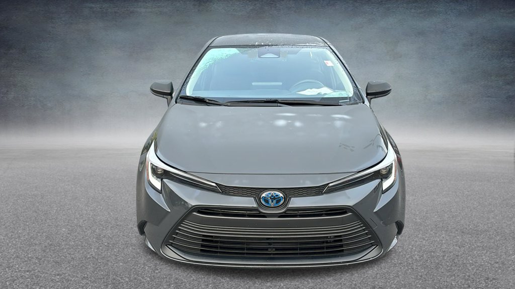 Used 2024 Toyota Corolla LE AWD/4WD image 5