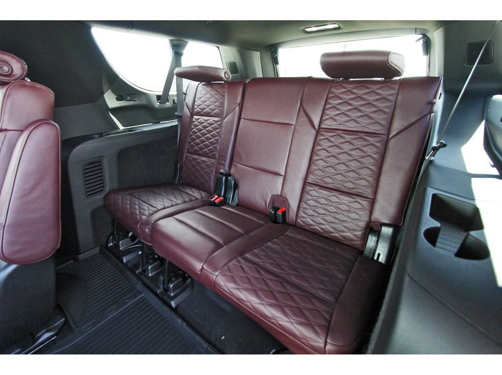 New 2026 Cadillac Escalade ESV Sport w/ Touring Package AWD/4WD image 13