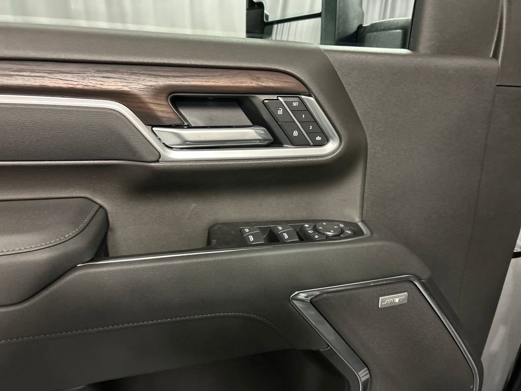 New 2026 GMC Sierra 2500 SLT w/ SLT Premium Package image 12