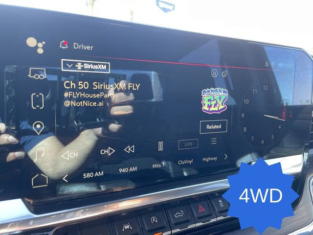 Used 2024 GMC Sierra 1500 SLT image 13