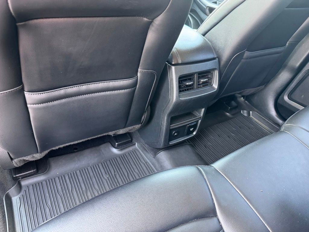 Certified 2024 Ford Edge SEL w/ Convenience Package AWD/4WD image 18