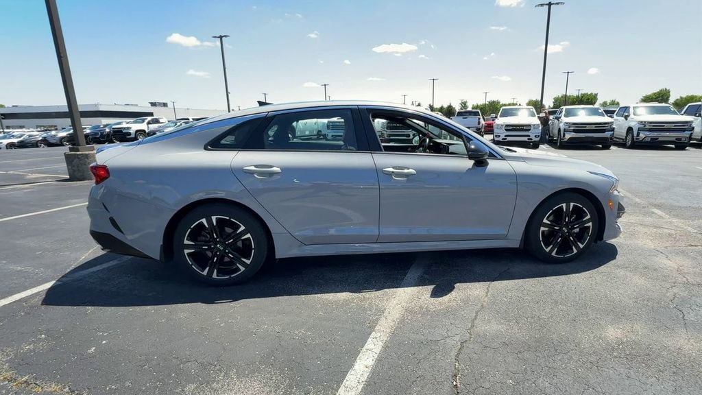 Used 2021 Kia K5 GT-Line AWD/4WD image 9