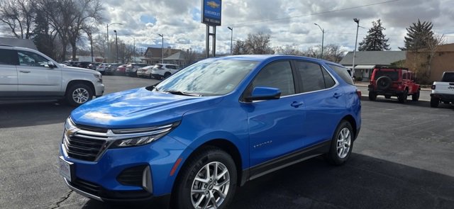 Used 2024 Chevrolet Equinox LT image 3