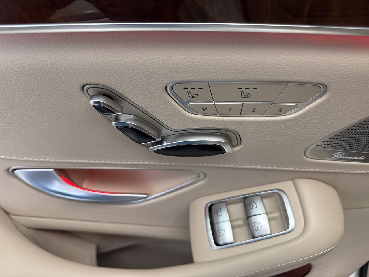 Used 2016 Mercedes-Benz S 550 4MATIC Sedan image 31