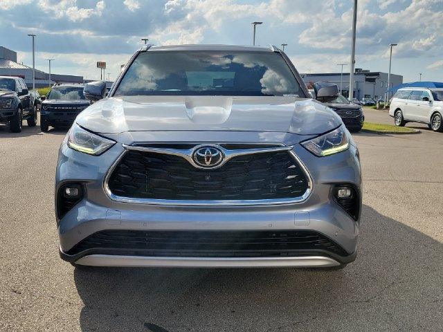 Used 2021 Toyota Highlander Platinum AWD/4WD image 8