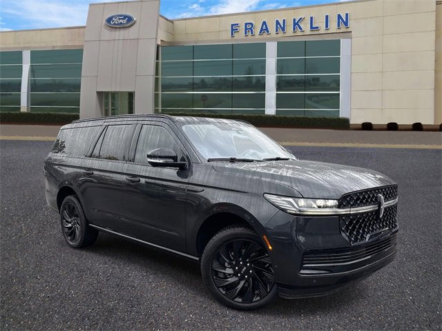 New 2025 Lincoln Navigator L Reserve w/ Jet Appearance Package image 1