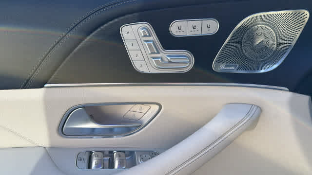 New 2026 Mercedes-Benz GLE 53 AMG 4MATIC image 17