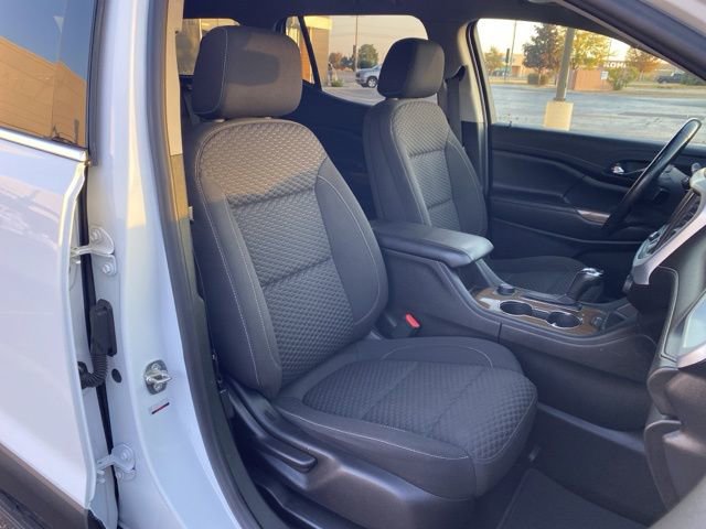 Used 2019 GMC Acadia SLE image 26