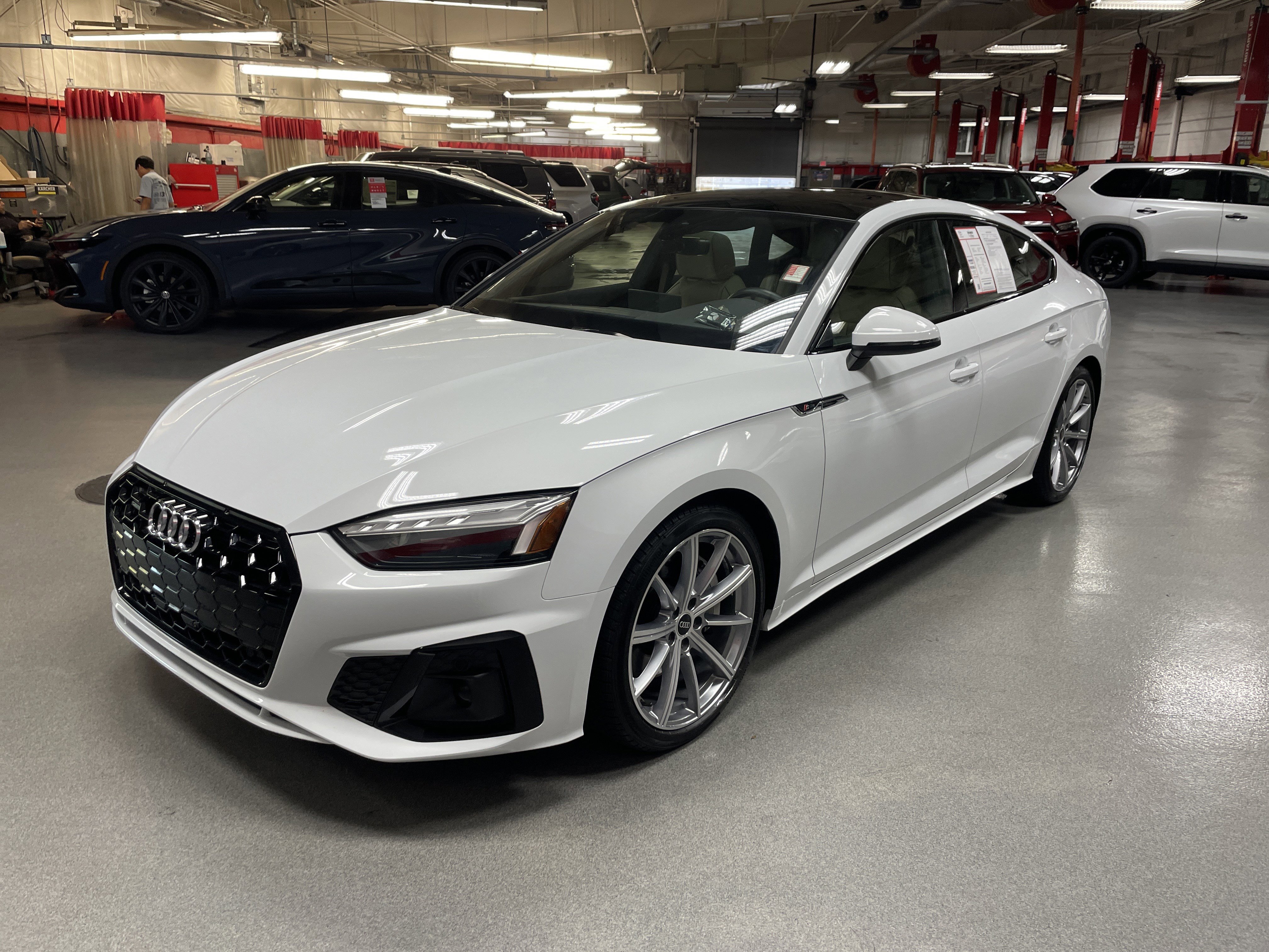 Used 2025 Audi A5 2.0T Premium Plus w/ Convenience Plus Package image 5