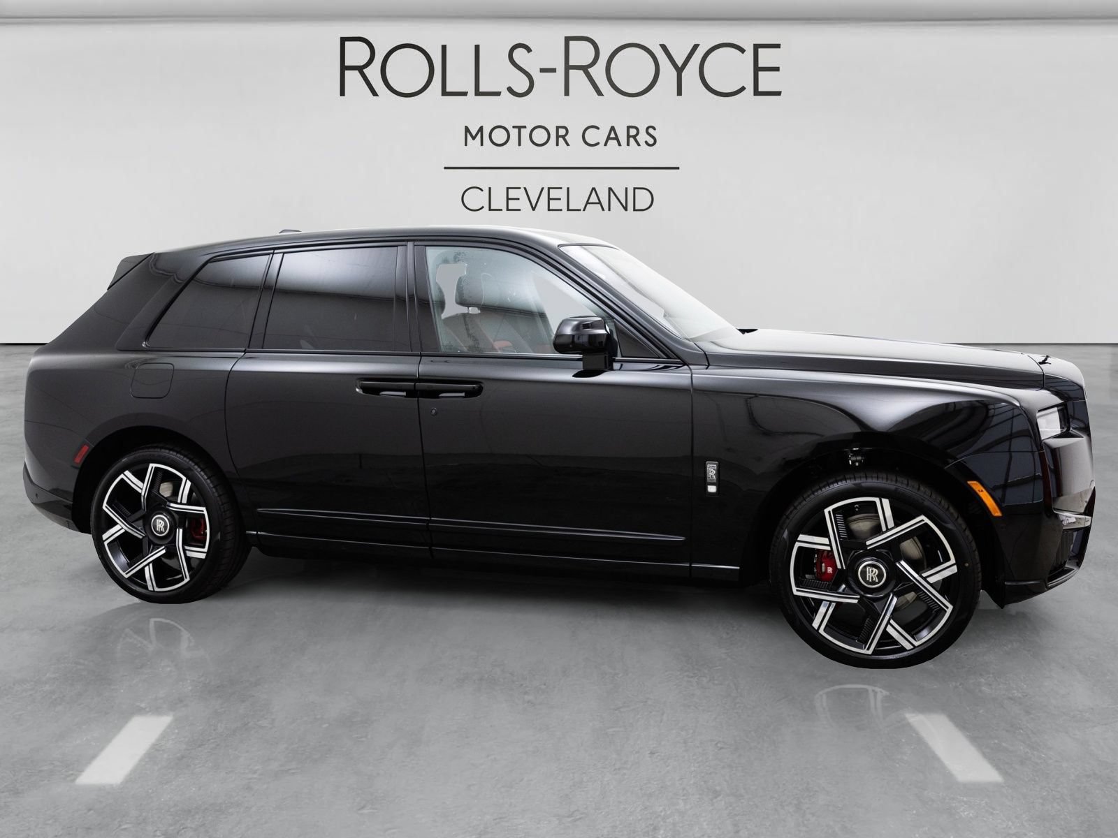 New 2027 Rolls-Royce Cullinan Black Badge AWD/4WD image 7