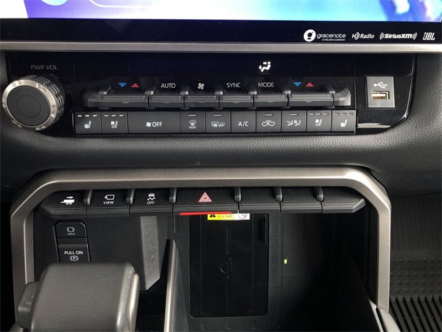 Used 2024 Toyota Tundra Limited image 19