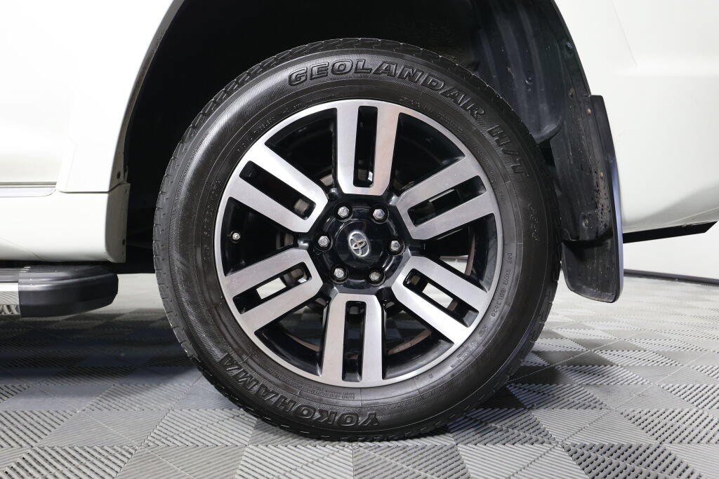 Used 2015 Toyota 4Runner Limited AWD/4WD image 8