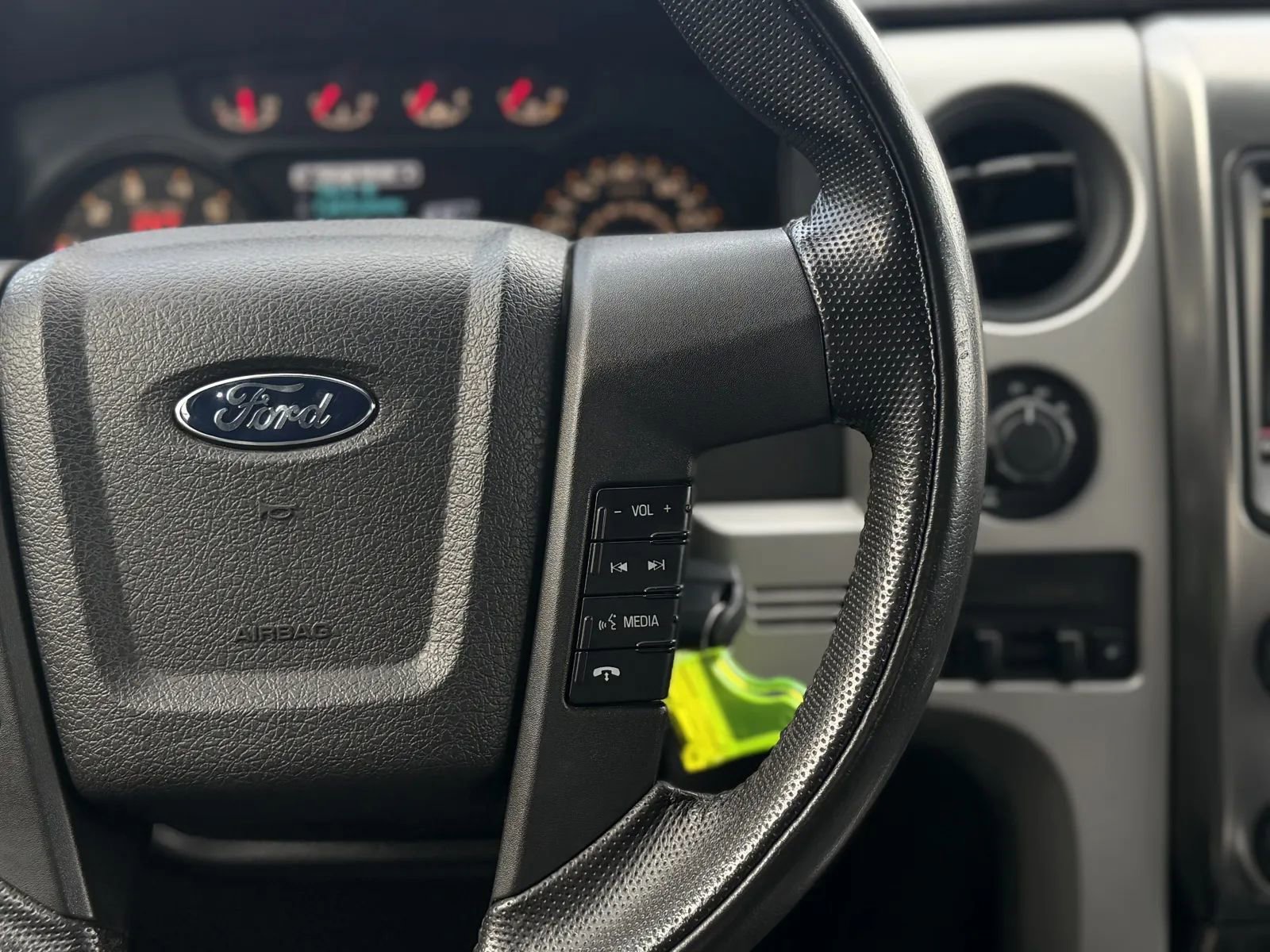 Used 2014 Ford F150 Raptor w/ Equipment Group 801A Luxury image 25