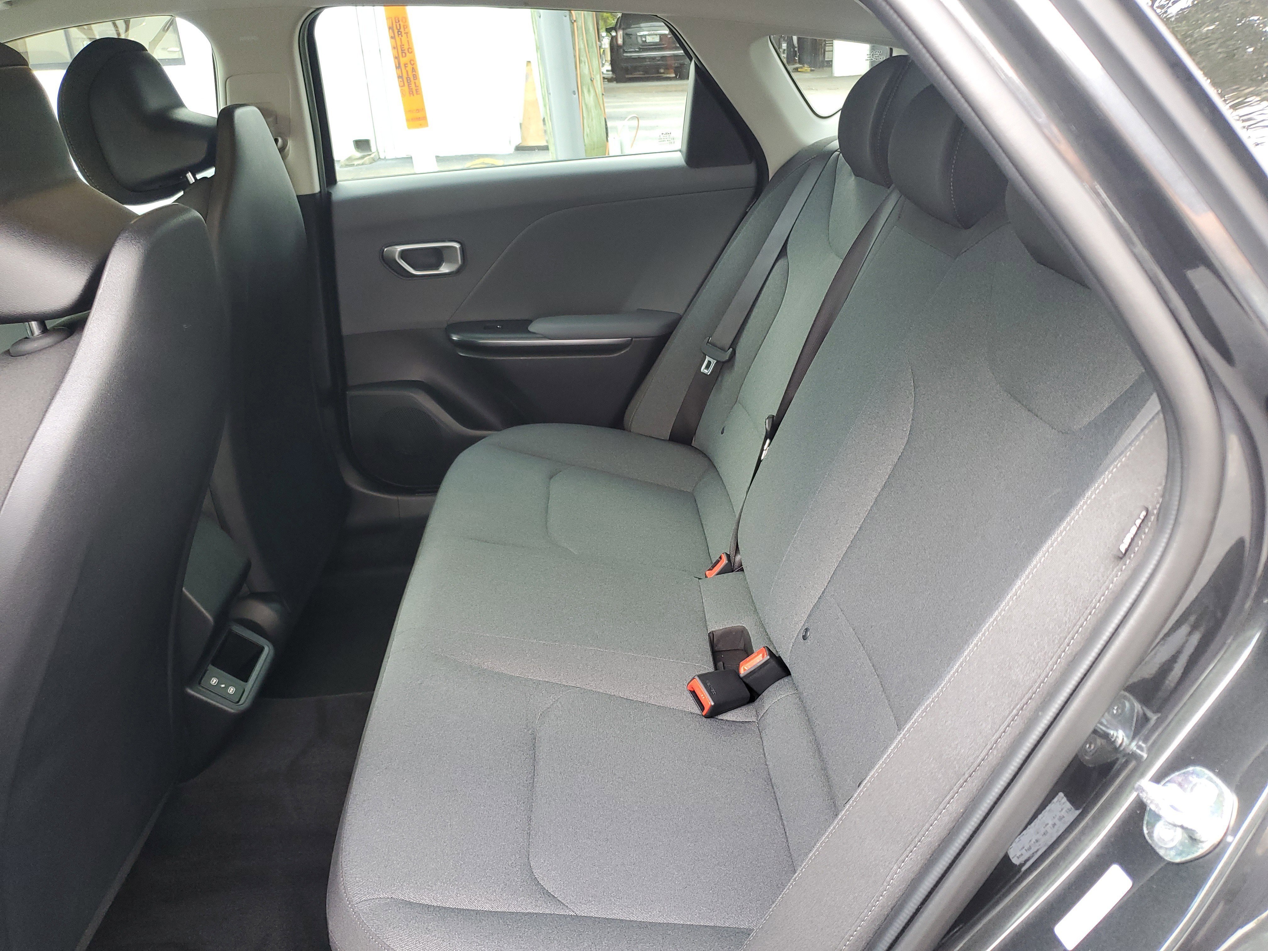 Used 2025 Kia K4 LX image 5