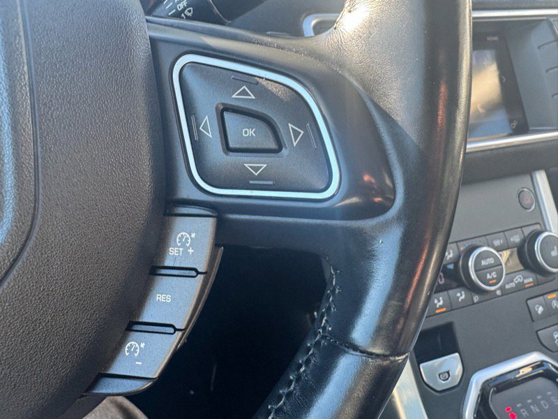 Used 2017 Land Rover Range Rover Evoque SE image 20