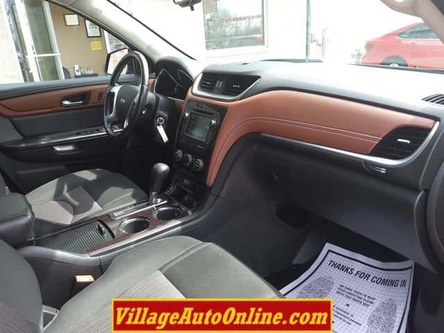 Used 2017 Chevrolet Traverse LT AWD/4WD image 30