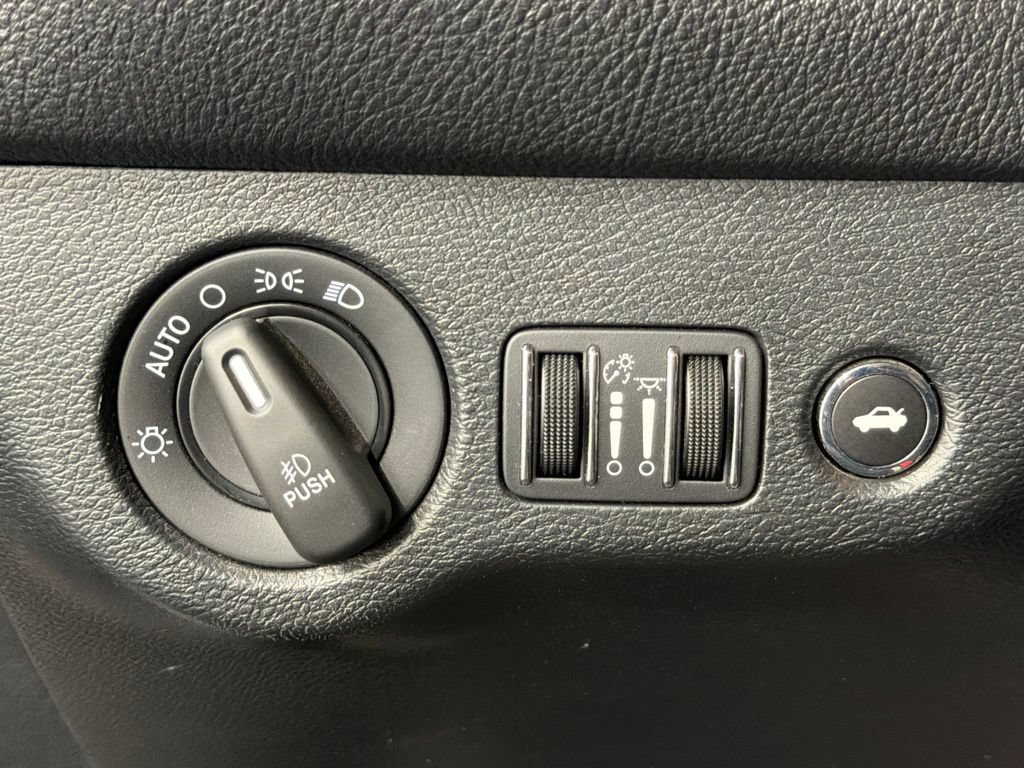 Used 2019 Dodge Challenger R/T w/ Plus Package RWD image 28