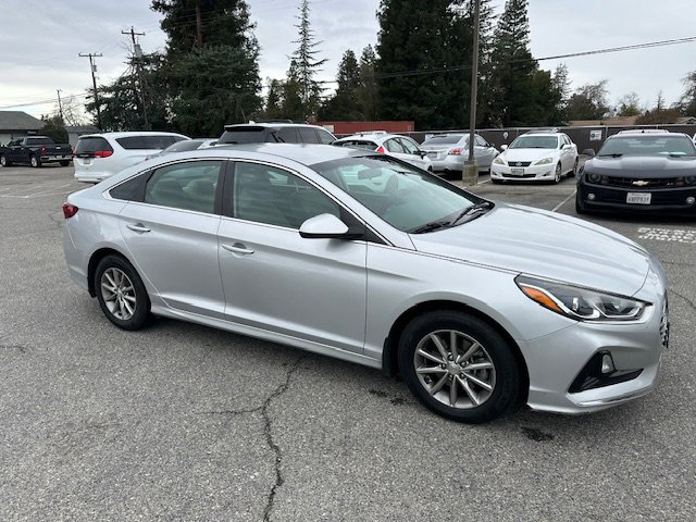 Used 2019 Hyundai Sonata SE w/ Cargo Package image 13
