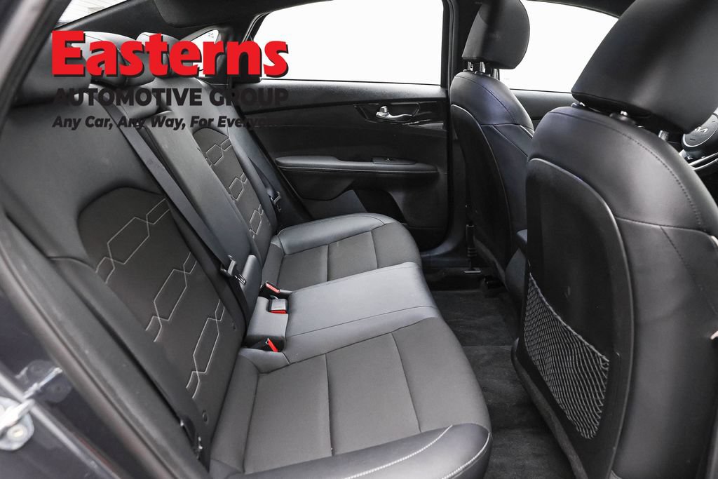 Used 2023 Kia Forte GT-Line w/ GT-Line Premium Package FWD image 26