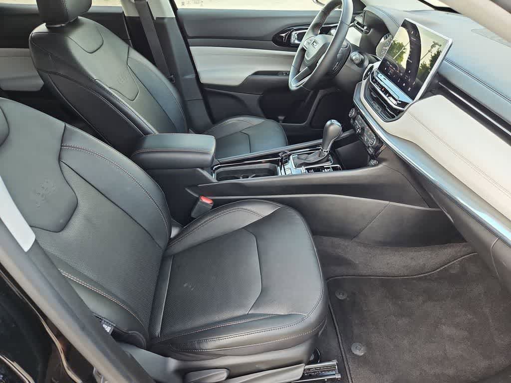 Used 2022 Jeep Compass Limited image 22