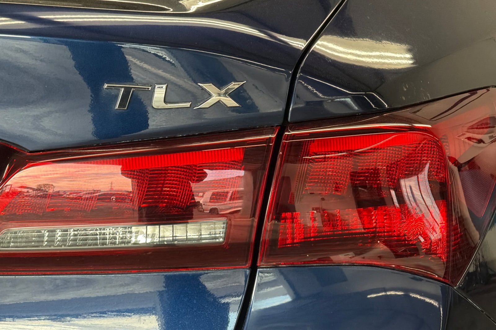 Used 2015 Acura TLX image 24