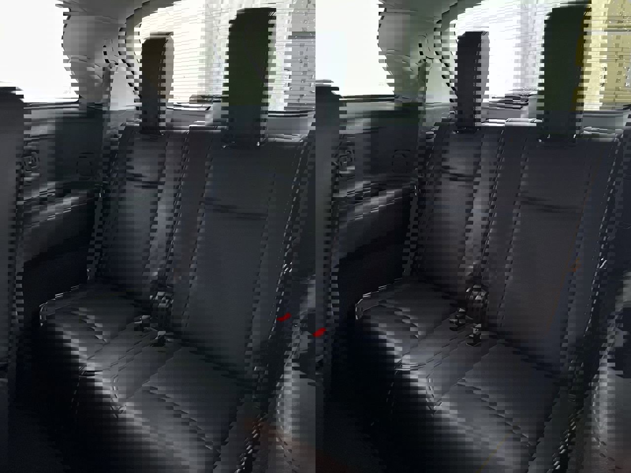 Used 2019 INFINITI QX60 Luxe w/ Essential Package image 24