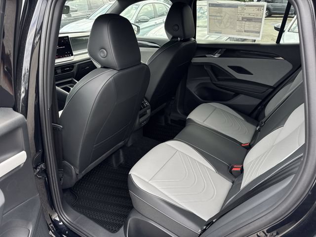 New 2026 Volkswagen Tiguan SE R-Line FWD image 21