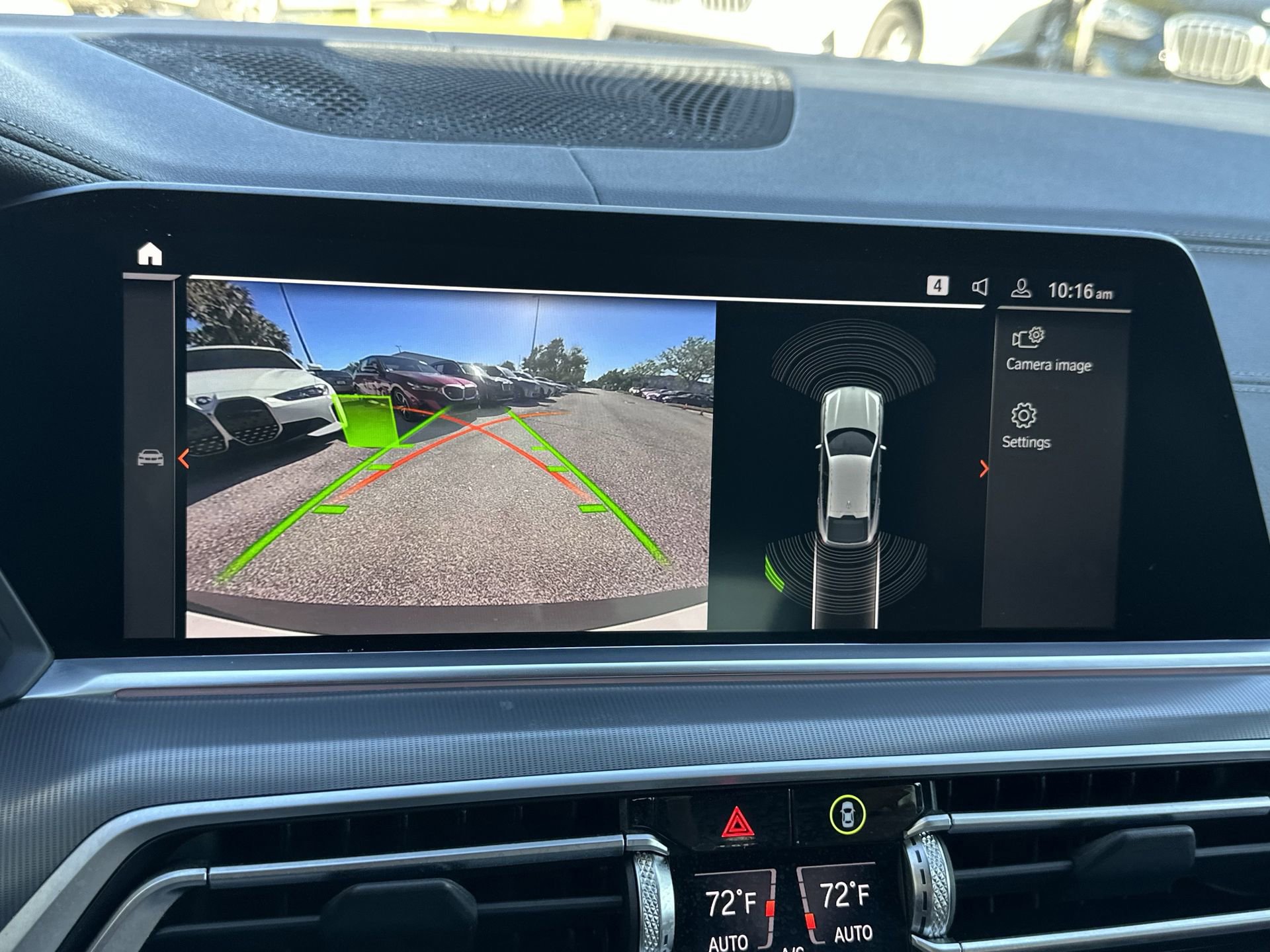 Used 2021 BMW X6 sDrive40i w/ M Sport Package image 32