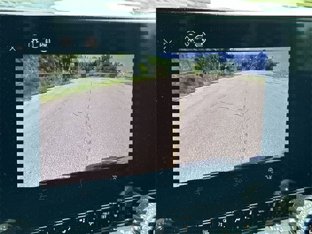 New 2025 GMC Canyon Elevation w/ Convenience Package image 15