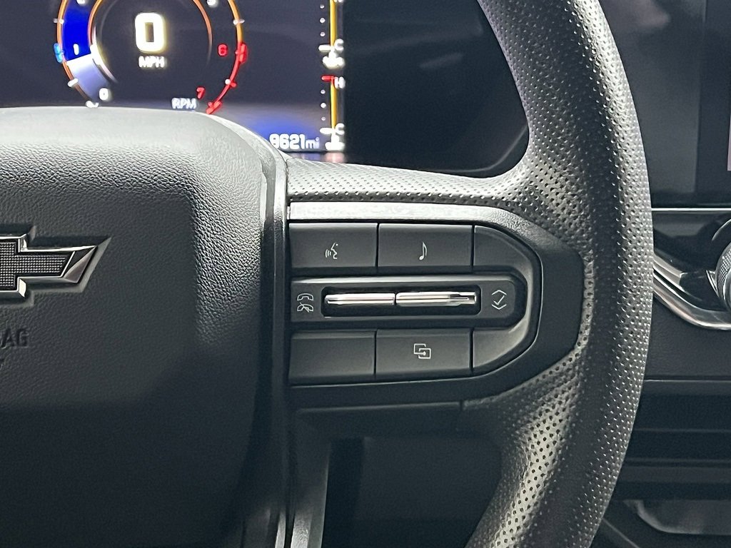 Used 2023 Chevrolet Colorado Trail Boss w/ Technology Package image 36