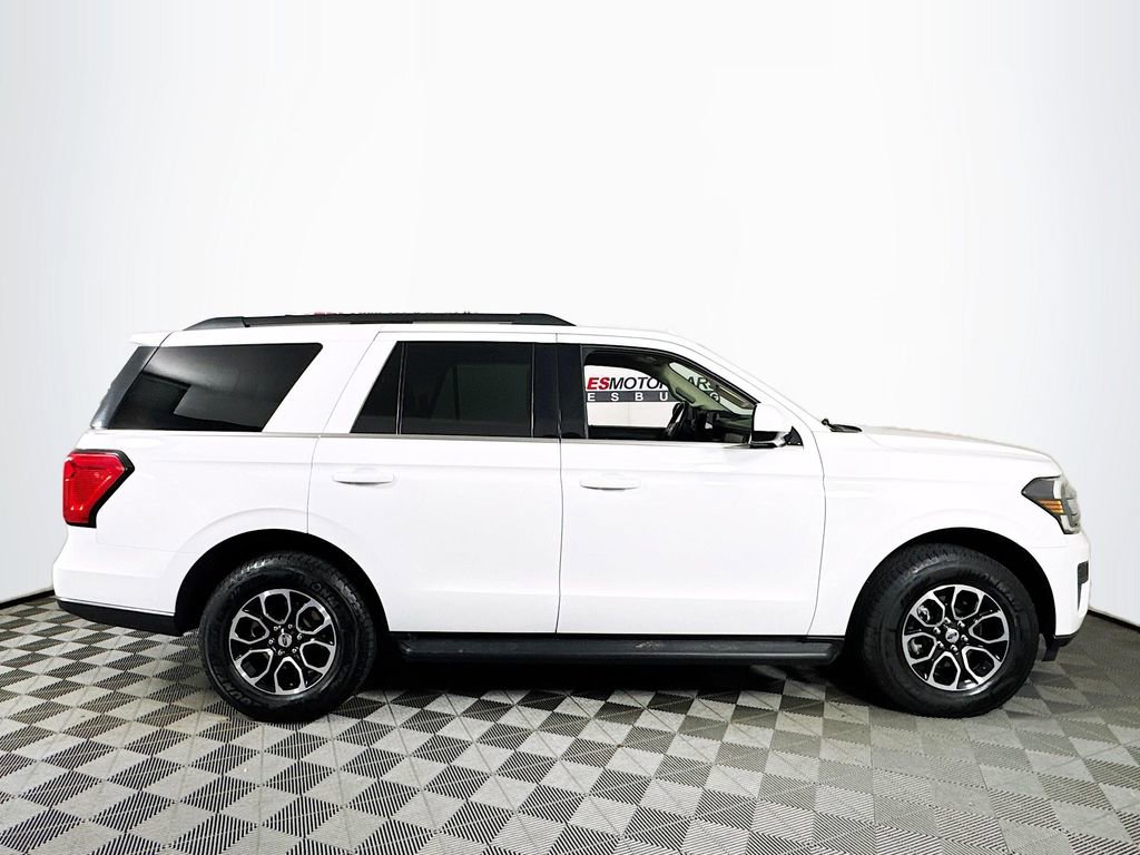 Used 2024 Ford Expedition XLT image 8