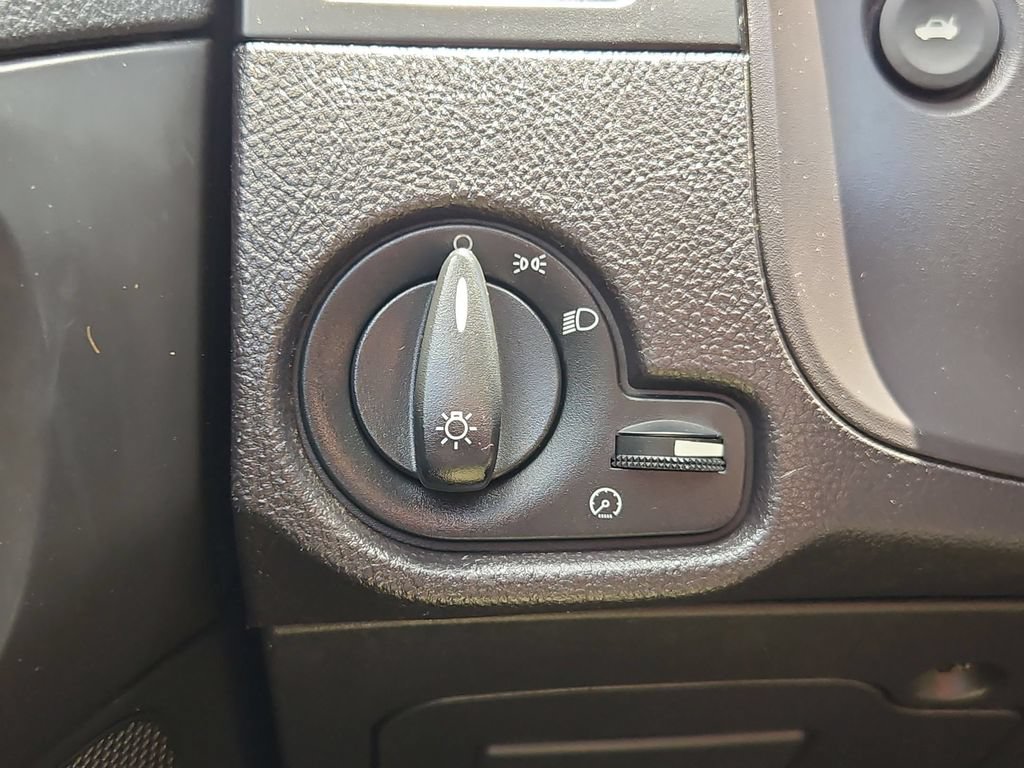 Used 2007 Ford Focus S FWD image 17
