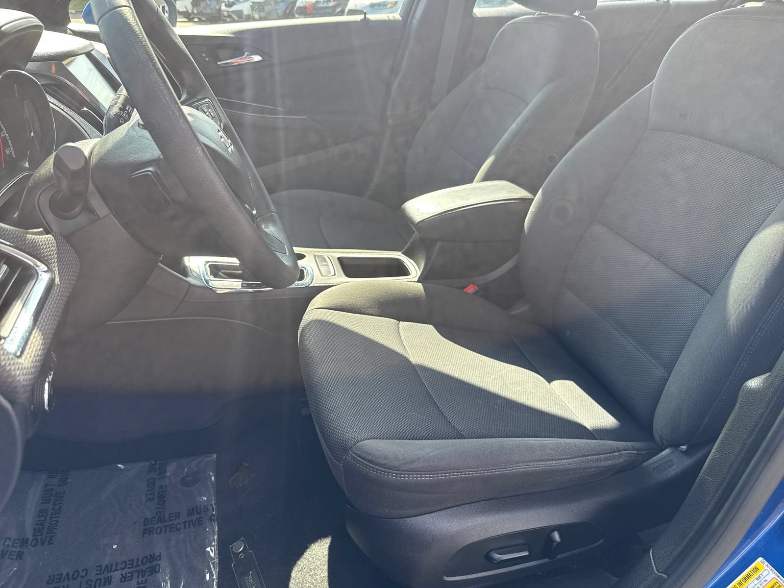 Used 2017 Chevrolet Cruze LT w/ Sun And Sound Package FWD image 14