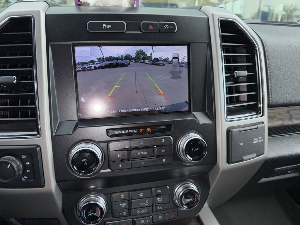 Used 2019 Ford F150 Lariat w/ Equipment Group 502A Luxury AWD/4WD image 15