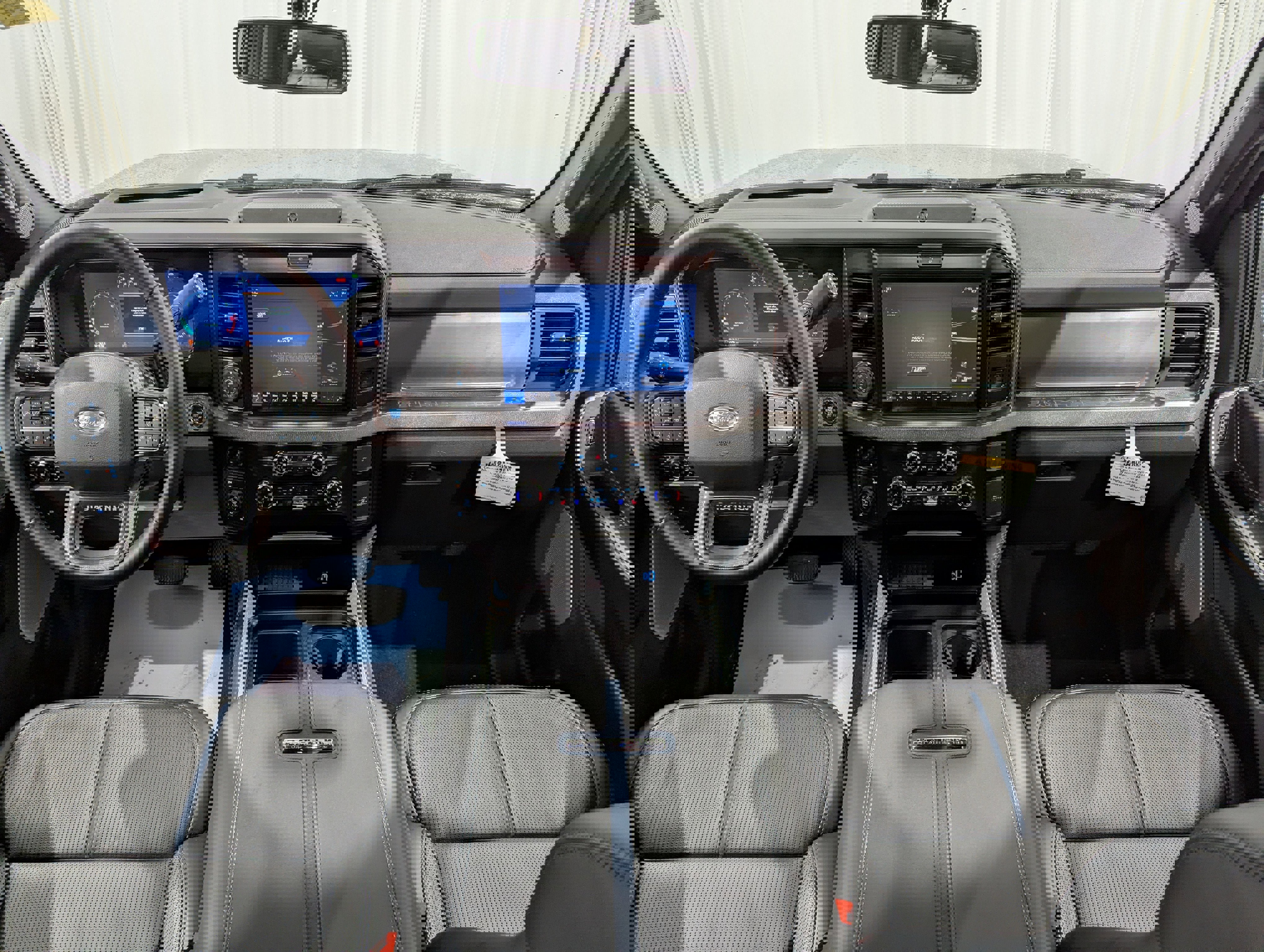 New 2026 Ford F250 Platinum w/ Tremor Off-Road Package image 18