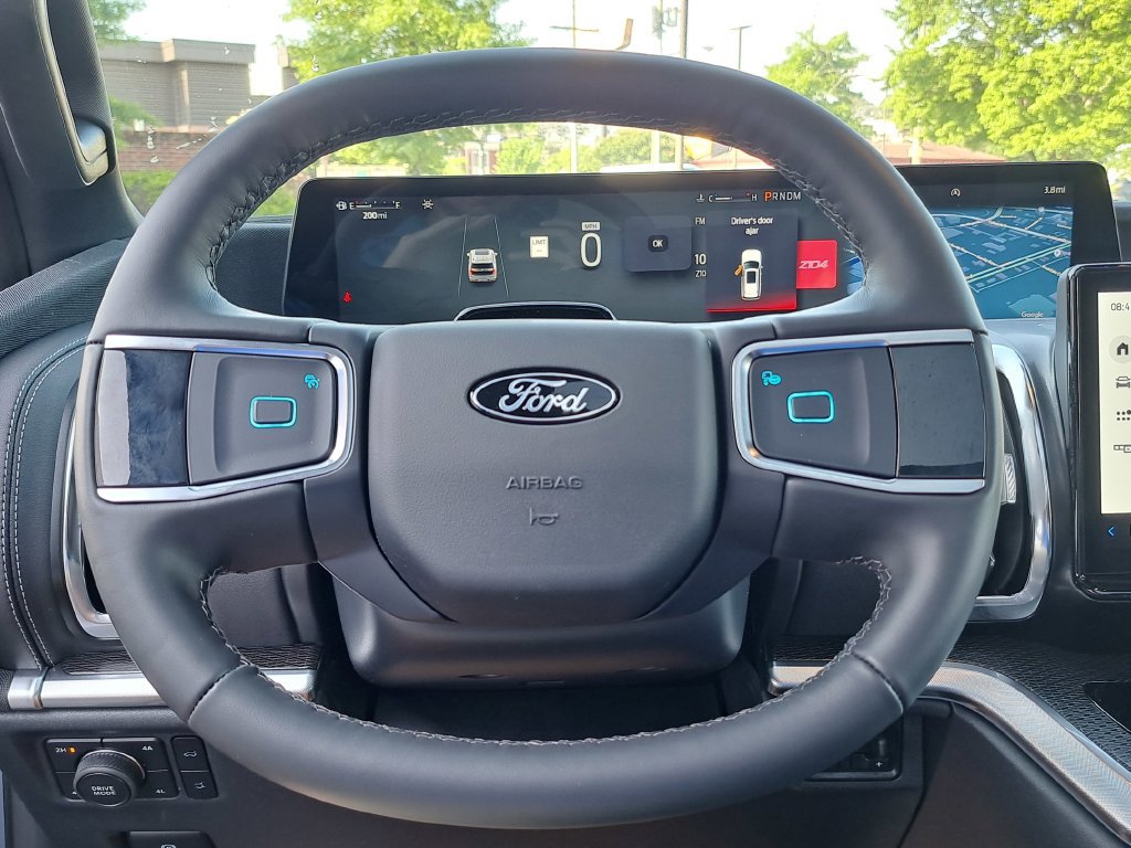 New 2026 Ford Expedition Max Platinum w/ Stealth Appearance Package AWD/4WD image 10