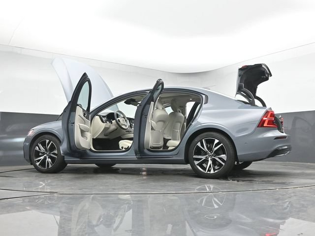 Used 2023 Volvo S60 B5 Plus FWD image 52
